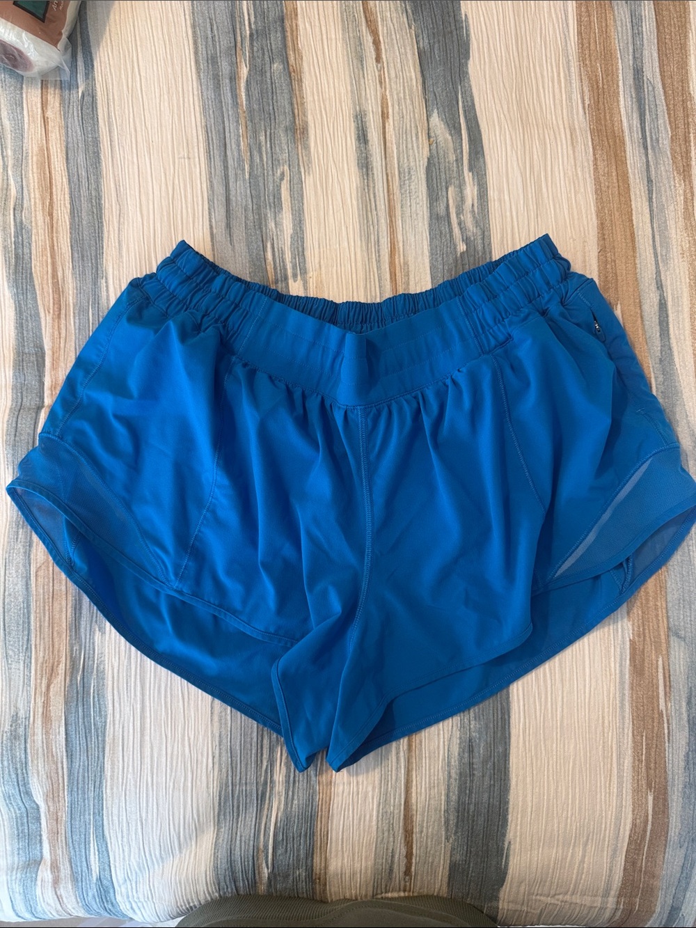 lululemon athletica hotty hot Shorts - 2.5 in inseam